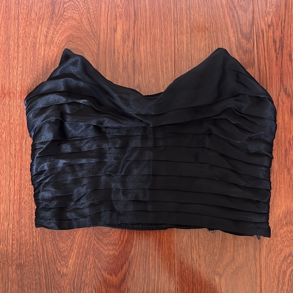 ASTR Elegant Black Strapless Top Size M - Picture 5 of 7